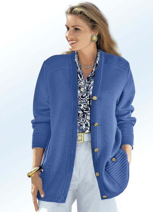 Jacken, Westen & Sets - Strickjacke mit Schurwolle Jacken, Westen & Sets - Strickjacke mit Schurwolle, in Größe 038 bis 052, in Farbe ROYALBLAU