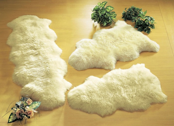 Bettumrandungen - Bettumrandung aus echtem Lammfell in Tierform, in Farbe BRAUN Ansicht 3