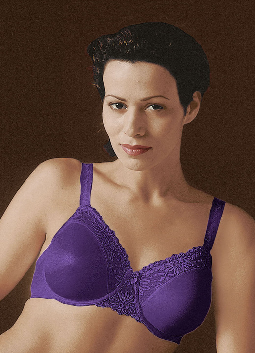 BHs - Triumph-Ladyform Soft-Minimizer-Bügel-BH, in Größe 075 bis 095, in Cup D, in Farbe WEISS Ansicht 40