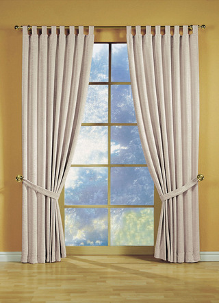Fensterdekoration aus schwerer Thermo-Chenille-Qualität