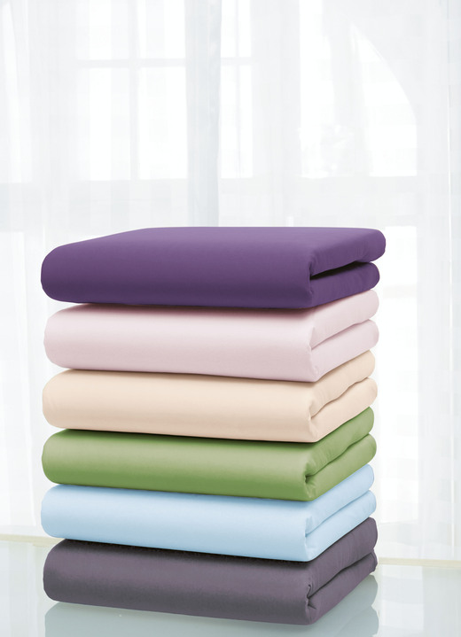 Spannbetttücher - Mako-Feinjersey-Spannbetttücher und Kissenbezüge aus 100% Baumwolle Ansicht 2 Spannbetttücher - Mako-Feinjersey-Spannbetttücher und Kissenbezüge aus 100% Baumwolle, in Größe 120 (1 Kissenbezug, 80/ 80 cm) bis 138 (1 Spannbetttuch, 180–200/200 cm), in Farbe HELLBLAU Ansicht 2