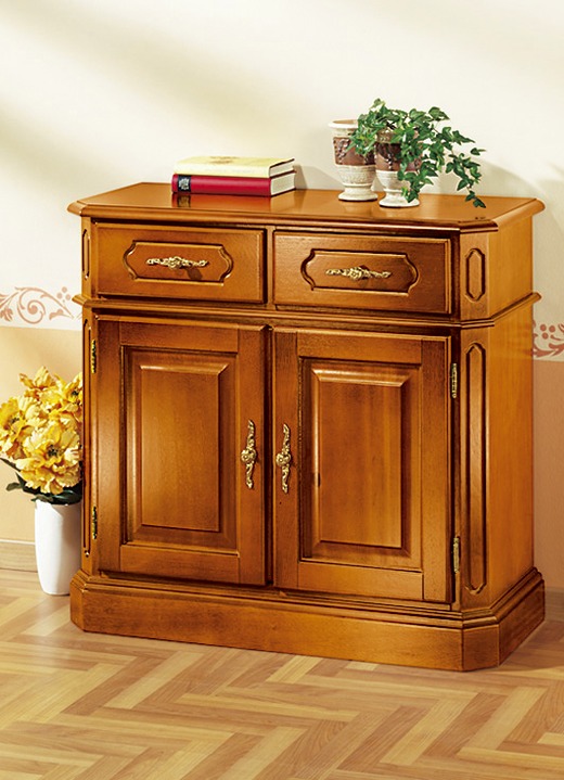 Sideboards & Kommoden - Kommode mit eleganten, goldfarbenen Metallgriffen, in Farbe KIRSCHBAUM, in Ausführung Kommode 2-türig Ansicht 1
