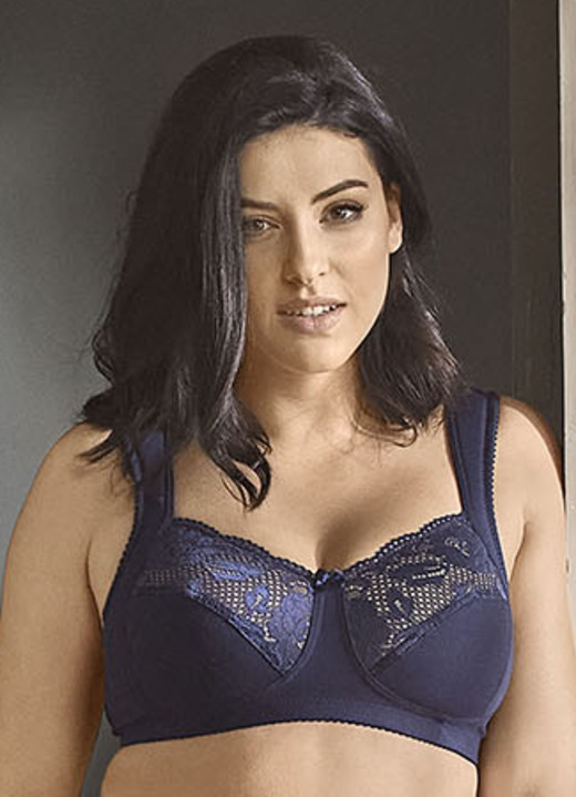 Mode - Miss Mary BH mit elastischen Spitzeneinsätzen, in Größe 080 bis 120, in Cup C, in Farbe MARINE Ansicht 4