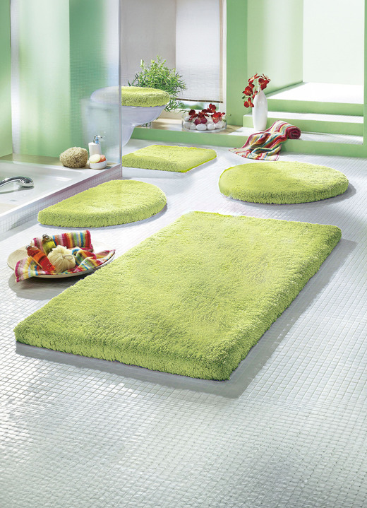 Badgarnituren - Mesana Badgarnitur mit rutschhemmender Rückseite, in Größe 100 (Vorleger halbrund, 50/ 80 cm) bis 112 (Deckelbezug, 47/ 50 cm), in Farbe BRAUN Ansicht 4