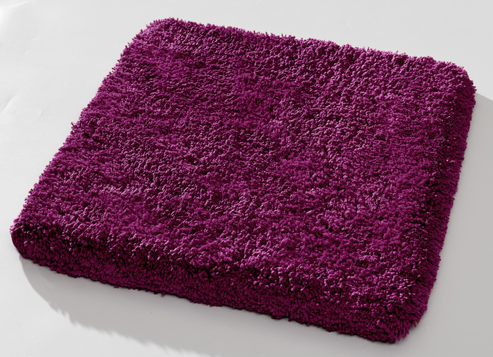 Badgarnituren - Mesana Badgarnitur mit rutschhemmender Rückseite Ansicht 14 Badgarnituren - Mesana Badgarnitur mit rutschhemmender Rückseite, in Größe 100 (Vorleger halbrund, 50/ 80 cm) bis 112 (Deckelbezug, 47/ 50 cm), in Farbe AUBERGINE Ansicht 14