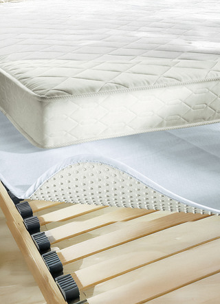 Bettwaren - F.a.n. Matratzenschoner mit Noppen - rutschfest und sicher, in Größe 130 (80/200 cm) bis 136 (160/200 cm), in Farbe