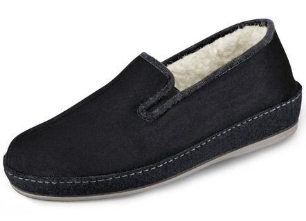Hausschuh aus atmungsaktivem Veloursmaterial