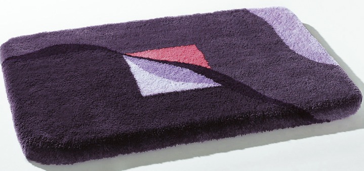 Badgarnituren - Badgarnitur der Marke Kleine Wolke, in Größe 100 (Vorleger halbrund, 50/80 cm) bis 112 (WC-Deckelbezug mit Kordel), in Farbe BLAU Ansicht 4