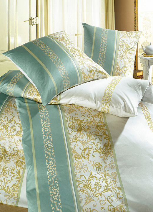 Bettwäschegarnituren - Pflegeleichte Bettwäsche-Garnitur aus 100% Mako-Baumwolle, in Größe 112 (80/80 cm + 135/200 cm) bis 121 (Kissenbezug, 40/80 cm), in Farbe LILA Ansicht 3