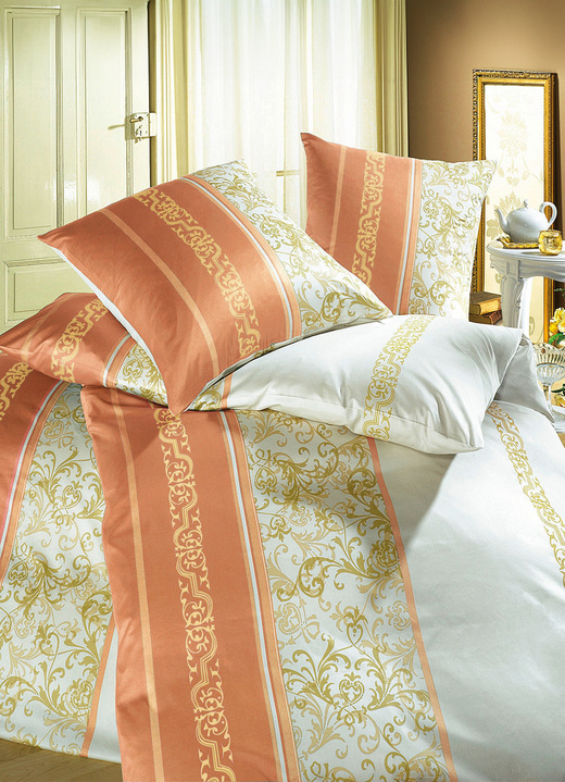 Bettwäschegarnituren - Pflegeleichte Bettwäsche-Garnitur aus 100% Mako-Baumwolle, in Größe 112 (80/80 cm + 135/200 cm) bis 121 (Kissenbezug, 40/80 cm), in Farbe LILA Ansicht 5