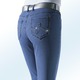 Jeans - Jeans verziert mit funkelnden Strasssteinen – Farbe JEANSBLAU Jeans - Jeans verziert mit funkelnden Strasssteinen, in Größe 018 bis 088, in Farbe SCHWARZ