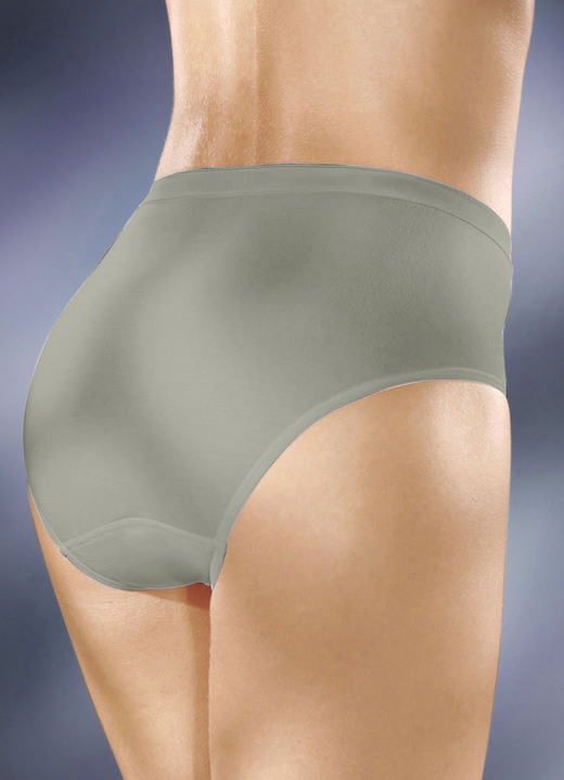 Slips - Speidel Viererpack Slips ohne Seitennähte, in Größe 040 bis 050, in Farbe LILA Ansicht 12