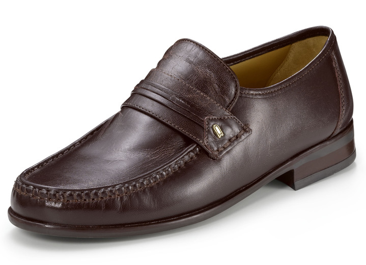 Slipper & Schnürschuhe - Mokassin-Slipper aus Chevreauleder, in Größe 039 bis 046, in Farbe BORDEAUX