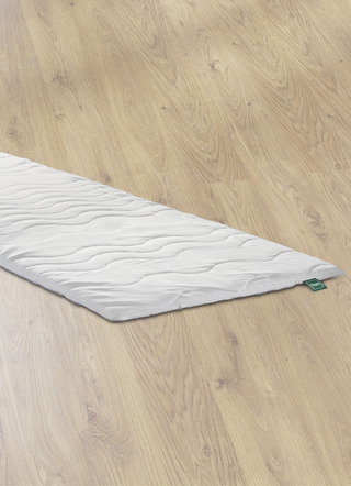 Jahreszeiten-Topper von f.a.n. mit Sommer- und Winterseite