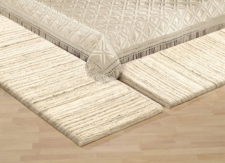 Modern - Handgetuftete Brücken, Teppiche und Bettumrandung, in Größe 111 (Brücke, 60x 90 cm) bis 325 (2 Brücken, 70x140 cm, und 1 Läufer, 70x340 cm), in Farbe UNI BEIGE Ansicht 4