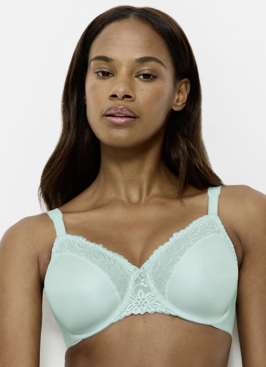 BHs - Triumph-Ladyform Soft-Minimizer-Bügel-BH, in Größe 075 bis 095, in Cup F, in Farbe VIOLA Ansicht 32