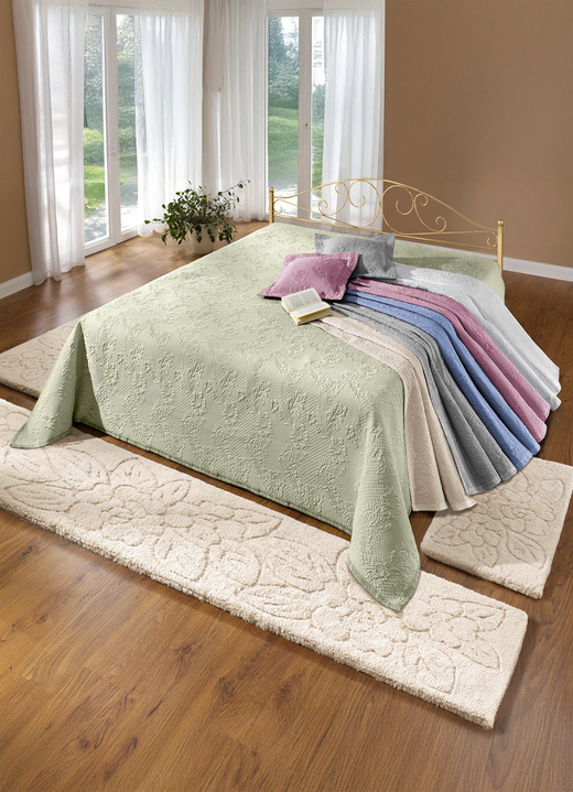 Tagesdecken - Jacquard-Tagesdecken mit Bandeinfassung, in Größe 873 (für Einzelbett, 140x210 cm) bis 924 (Kissenbezug, 50x 50 cm), in Farbe BLAU Ansicht 1