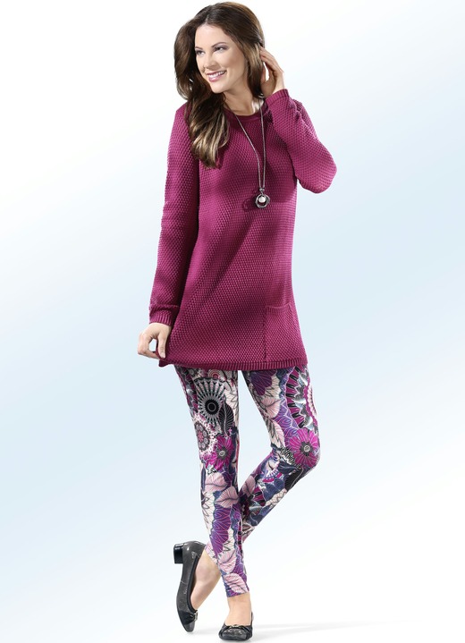 Mode - Longpullover mit Schurwolle, in Größe 040 bis 060, in Farbe BEERE Ansicht 2