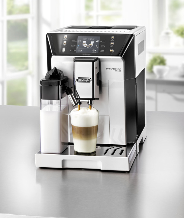 - „De’Longhi“ Kaffee-Vollautomat mit doppeltem Heizsystem, in Farbe WEISS