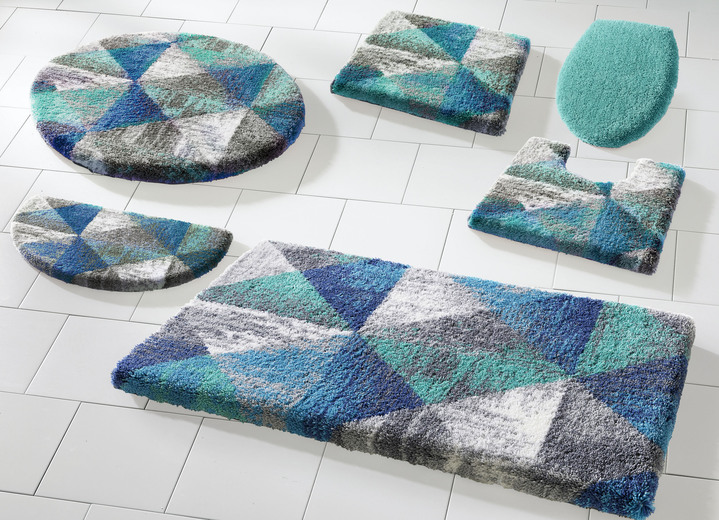 Badgarnituren - Badgarnitur von Grund mit geometrischem Dessin Ansicht 4 Badgarnituren - Badgarnitur von Grund mit geometrischem Dessin, in Größe 100 (Vorleger halbrund, 50/ 80 cm) bis 112 (WC-Deckelbezug, 47/ 50 cm), in Farbe ROSÉ-GRAU Ansicht 4