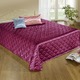 Tagesdecken - Edel glänzende Tagesdecke und Kissenbezüge mit Steppung in Muscheloptik – Farbe WEINROT – Ansicht 1 Tagesdecken - Edel glänzende Tagesdecke und Kissenbezüge mit Steppung in Muscheloptik, in Größe 873 (für Einzelbett, 135x210 cm) bis 924 (1 Kissenbezug, 40 x 80 cm), in Farbe WEINROT – Farbe WEINROT – Ansicht 1