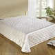 Tagesdecken - Edel glänzende Tagesdecke und Kissenbezüge mit Steppung in Muscheloptik – Farbe CREME – Ansicht 1 Tagesdecken - Edel glänzende Tagesdecke und Kissenbezüge mit Steppung in Muscheloptik, in Größe 873 (für Einzelbett, 135x210 cm) bis 924 (1 Kissenbezug, 40 x 80 cm), in Farbe WEINROT – Farbe CREME – Ansicht 1