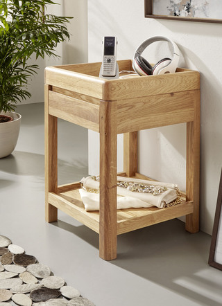 Kleinmöbel - Tisch aus geöltem Massivholz, in Farbe WILDEICHE