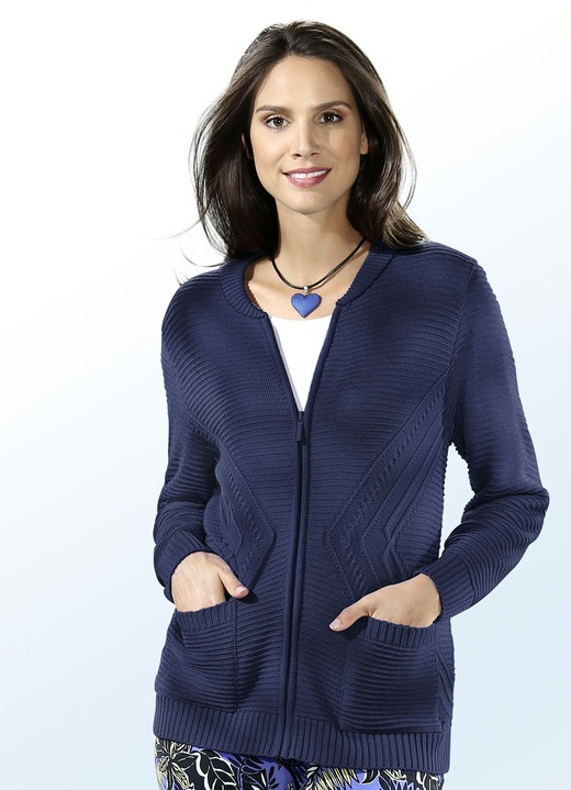 Jacken, Westen & Sets - Strickjacke mit Strukturakzenten Jacken, Westen & Sets - Strickjacke mit Strukturakzenten, in Größe 038 bis 052, in Farbe MARINE