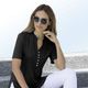 Tuniken - Shirt-Tunika mit Schlingenknopfleiste – Farbe SCHWARZ Tuniken - Shirt-Tunika mit Schlingenknopfleiste, in Größe 036 bis 054, in Farbe KORALLE