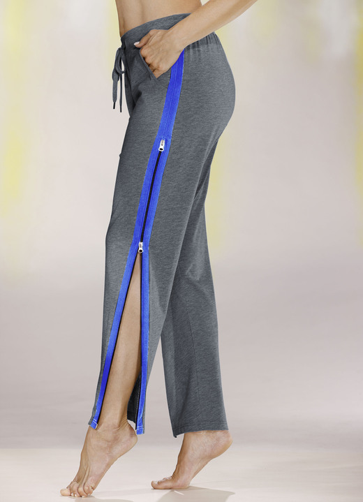 Schlafanzüge & Shortys - Zweierpack Schlaf- und Freizeithosen mit 2-Wege-Reißverschluss, in Größe 036 bis 056, in Farbe 1X MARINE, 1X ANTHRAZIT MELIERT Ansicht 2