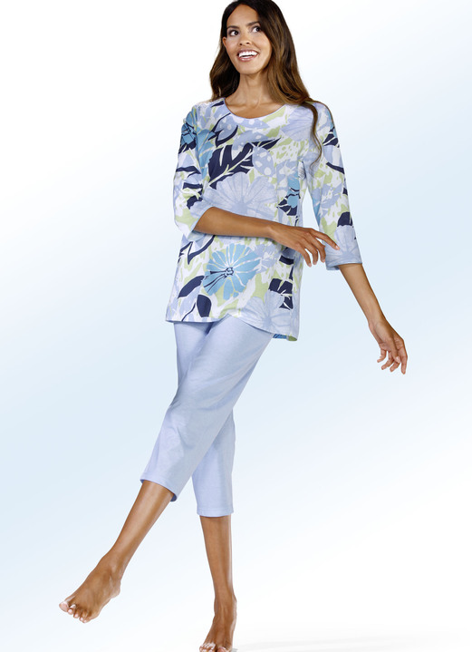 Schlafanzüge & Shortys - Schlafanzug mit Rundhals und 3/4-langen Ärmeln, in Größe 036 bis 050, in Farbe ZARTBLAU-WEISS