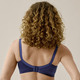 BHs - Naturana Minimizer-BH mit vorgeformten Cups, in Größe 075 bis 105, in Cup D, in Farbe RAUCHBLAU – Farbe PAZIFIK – Ansicht 4