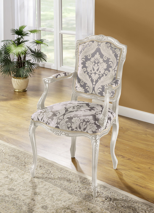 - Sitzmöbel auf massivem Buchenholz-Gestell und mit komfortablem Federkern, in Farbe CREME-SILBER, in Ausführung Armlehnenstuhl