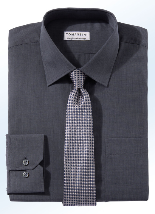 Herrenmode - Bügelleichtes Hemd , in Größe 038 bis 048, in Farbe BLEU Ansicht 3