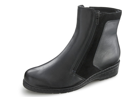 Stiefelette mit echtem Lammfellfutter