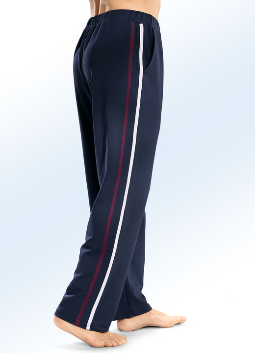 Freizeitmode & Bademäntel - Hose mit Tunnelzugband Ansicht 3 Freizeitmode & Bademäntel - Hose mit Tunnelzugband, in Größe 024 bis 062, in Farbe SCHWARZ Ansicht 3