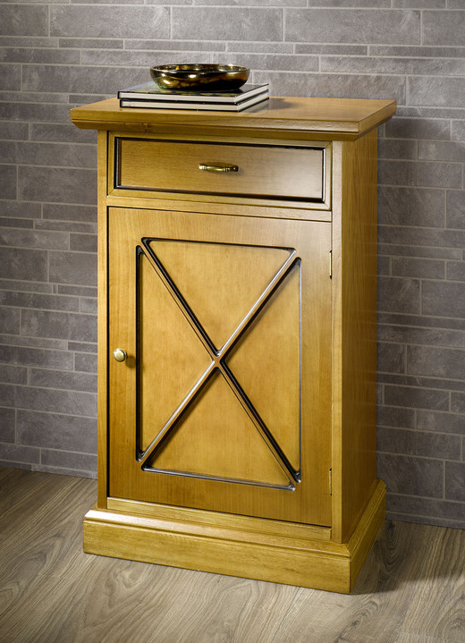 Sideboards & Kommoden - Teilmassiven Möbelserie mit Echtholzfurnier, in Farbe EICHE, in Ausführung Kommode, 1-türig Ansicht 1