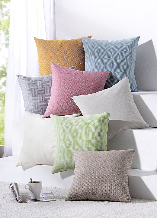 Kissenbezüge - Hochwertige, jacquard-gewebte Kissenbezüge, in Größe 105 (Kissenbezug, 40x40 cm) bis 110 (Kissenbezug, 50x50 cm), in Farbe NATUR, in Ausführung Raute klein Ansicht 4