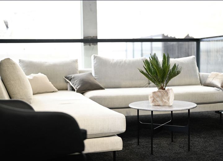 Wohnaccessoires - Pflanzenübertopf von Botanyia in edler Naturstein-Optik, in Farbe SAND Ansicht 5