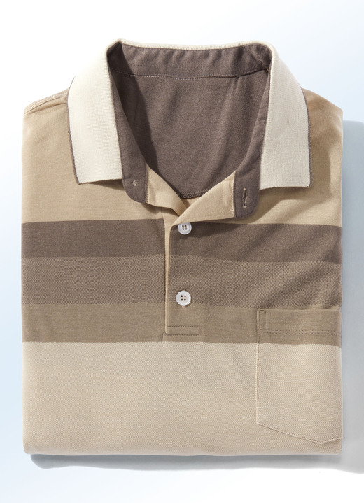 Hemden, Pullover & Shirts - Poloshirt in 3 Farben, in Größe 046 bis 062, in Farbe BEIGE-CAMEL Ansicht 1