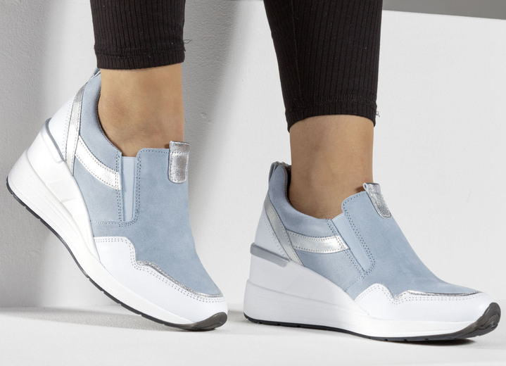 Komfortschuhe - ELENA EDEN Slipper mit herausnehmbarem Fußbett, in Größe 036 bis 042, in Farbe HELLBLAU Ansicht 3