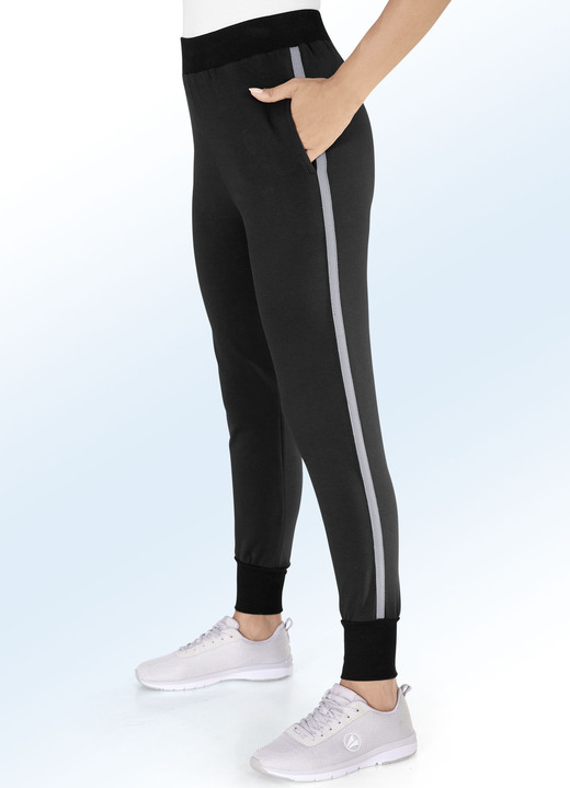 Freizeithosen - „Plantier“-Freizeithose in 3 Farben, in Größe 019 bis 052, in Farbe MARINE-BLAU Ansicht 2