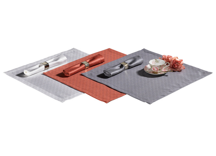 Tischdecken - Hochwertige Damast-Tischdekoration, in Größe 135 (Tischdecke, 130/170 cm) bis 302 (2 Servietten, 50/ 50 cm), in Farbe RUBIN Ansicht 3