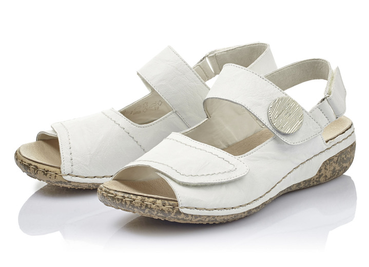 Komfortschuhe - Rieker, bequeme Damen-Sandalen, Weite H, mit herausnehmbarem Fußbett, in Größe 036 bis 042, in Farbe WEISS Ansicht 2
