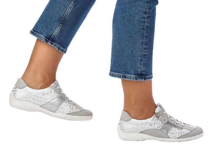 Komfortschuhe - Remonte Sneaker mit bedruckten Besätzen, in Größe 036 bis 043, in Farbe HELLBLAU-SILBER Ansicht 13