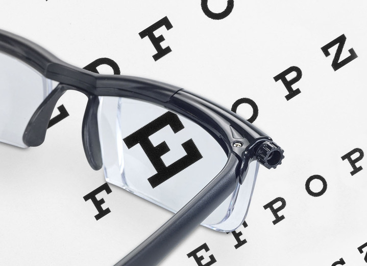 Lesehilfen - SEEPLUS-Zoom Lesebrille: Die günstige Alternative zur Gleitsichtbrille Ansicht 2 Lesehilfen - SEEPLUS-Zoom Lesebrille: Die günstige Alternative zur Gleitsichtbrille, in Farbe SCHWARZ Ansicht 2