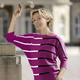 Pullover - Pullover in Streifendessin – Farbe BEERE-SCHWARZ-WEISS Pullover - Pullover in Streifendessin, in Größe L(44/46) bis XXL(52/54), in Farbe BEERE-SCHWARZ-WEISS