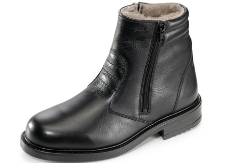Stiefel mit molligem Lammfellfutter