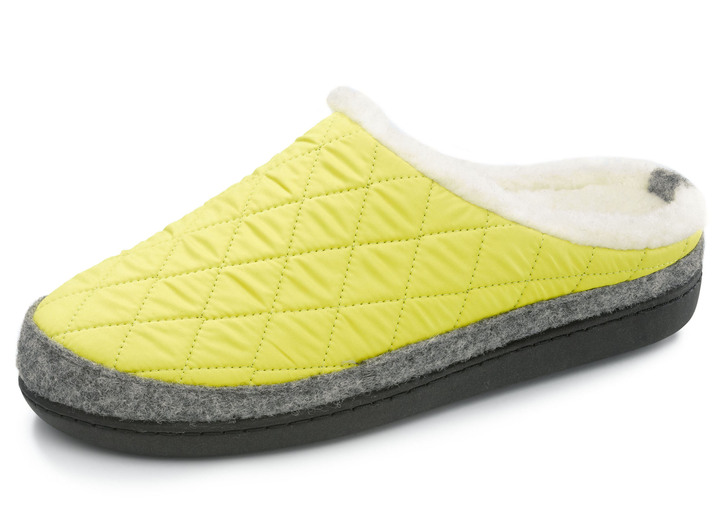 Komfortschuhe - Pantoffel aus gestepptem Textilmaterial, in Größe 036 bis 042, in Farbe GELB Ansicht 1
