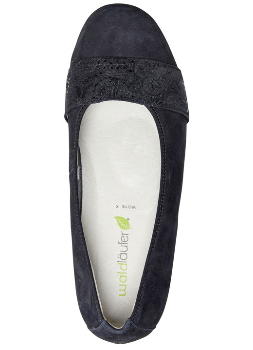 Komfortschuhe - Waldläufer, bequeme Damen-Pumps, Weite K, mit herausnehmbarem Fußbett, in Größe 3 1/2 bis 8, in Farbe SCHWARZ Ansicht 3